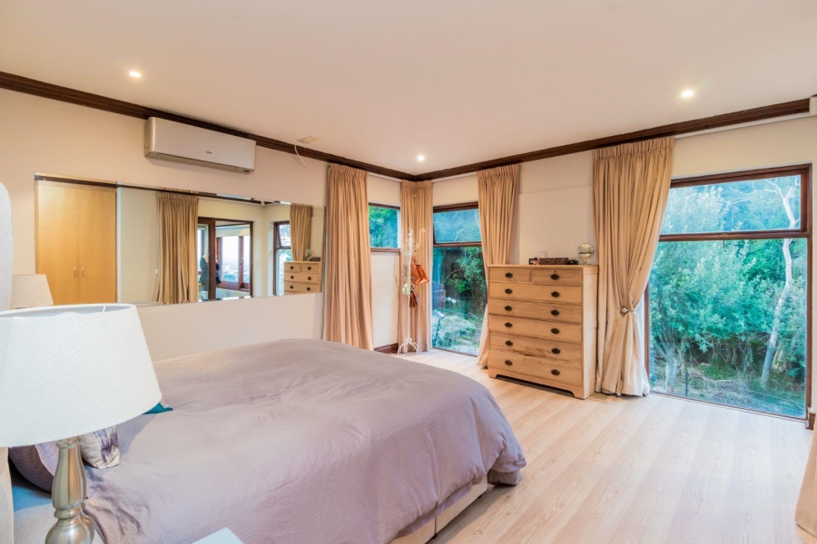 4 Bedroom Property for Sale in Newlands Western Cape